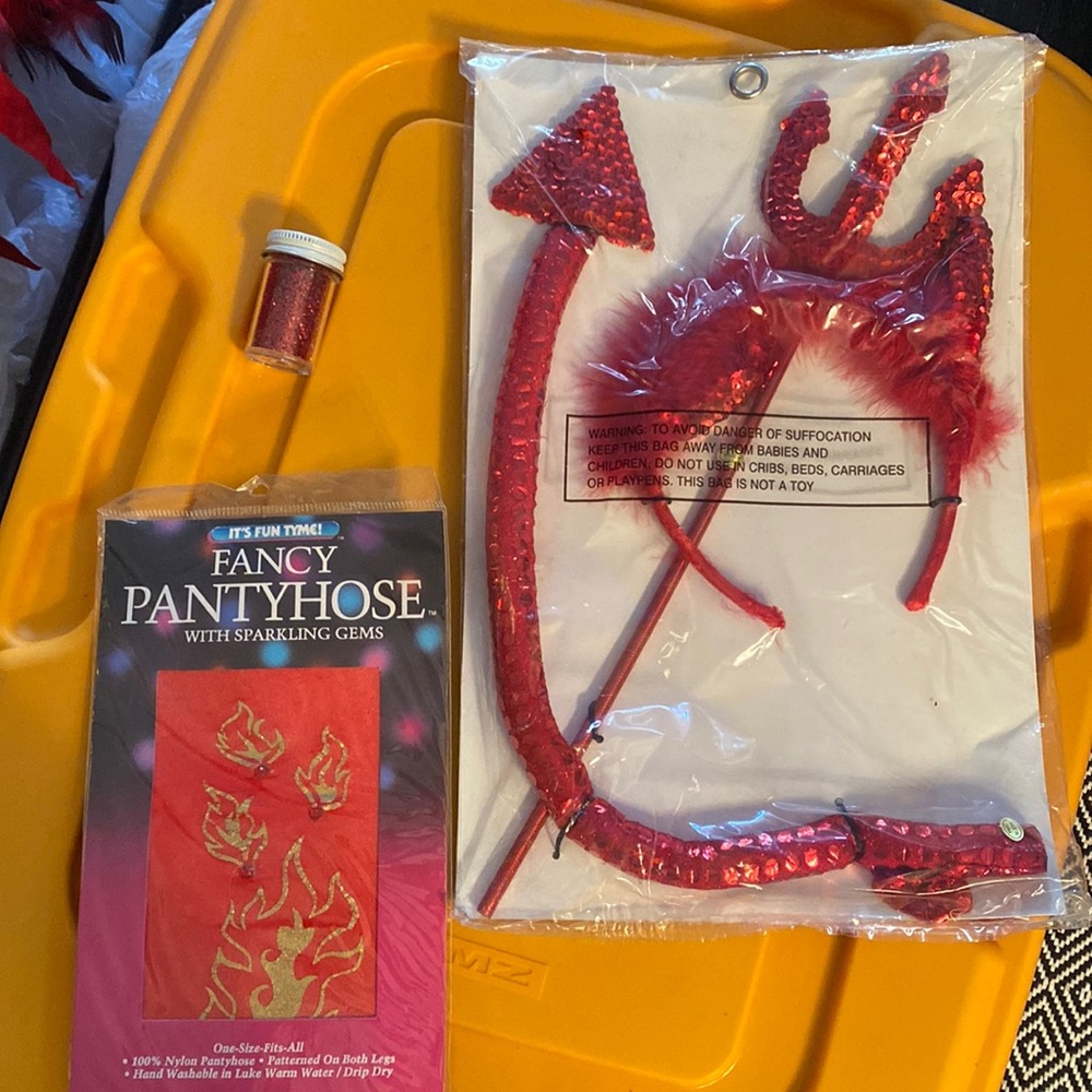 Devil Halloween costume accessories
